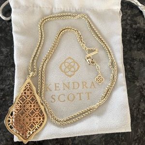 Kendra Scott Aiden Gold Long Pendant Necklace